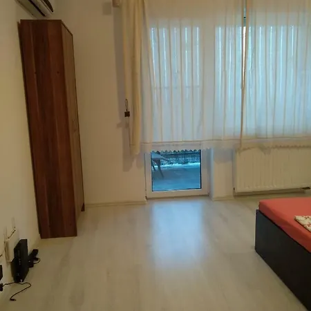 Apartment Tomis Plus Studio 2 Constanta