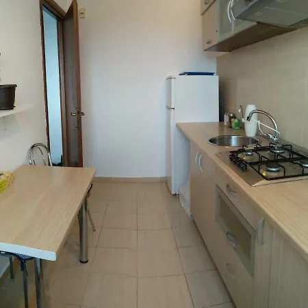 Tomis Plus Studio 2 Apartment
